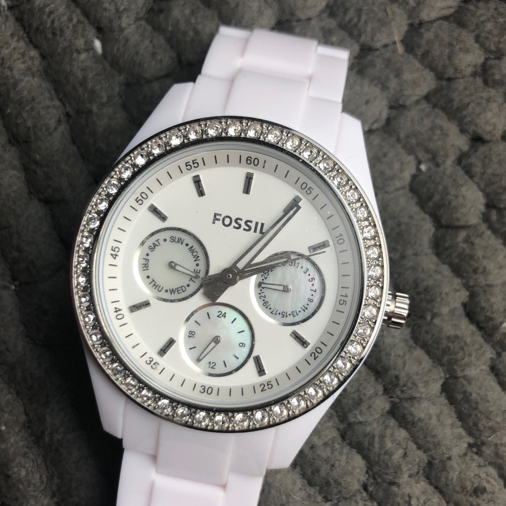 MULTIFUNCTION WHITE ACETATE WATCH